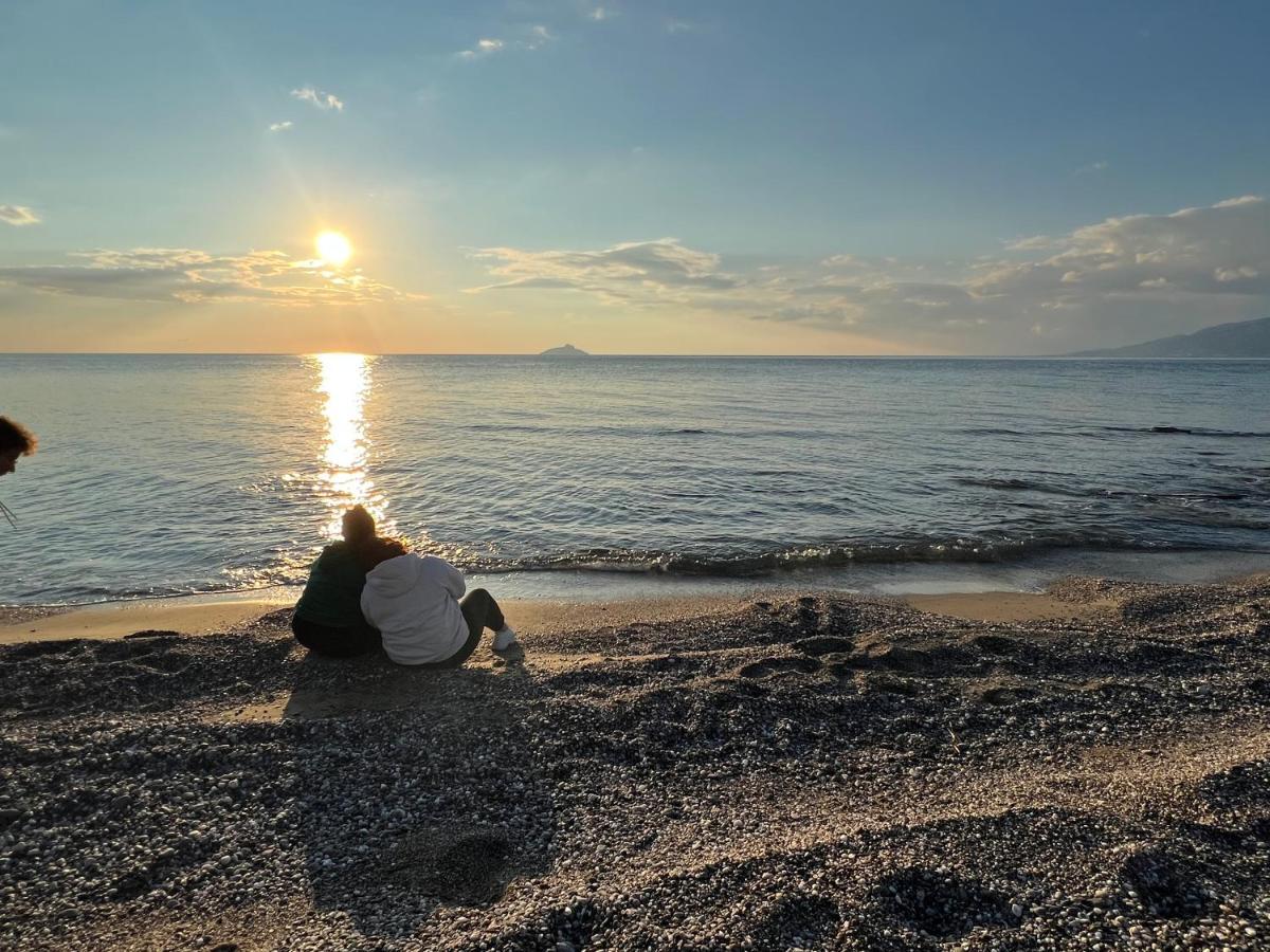 Villa Pnoe Seaside Kalamaki  Exteriér fotografie